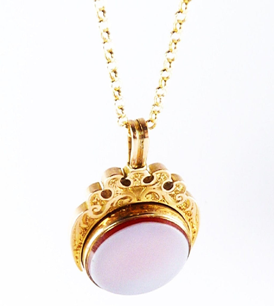 Hallmarked Gold And Agate Necklace
