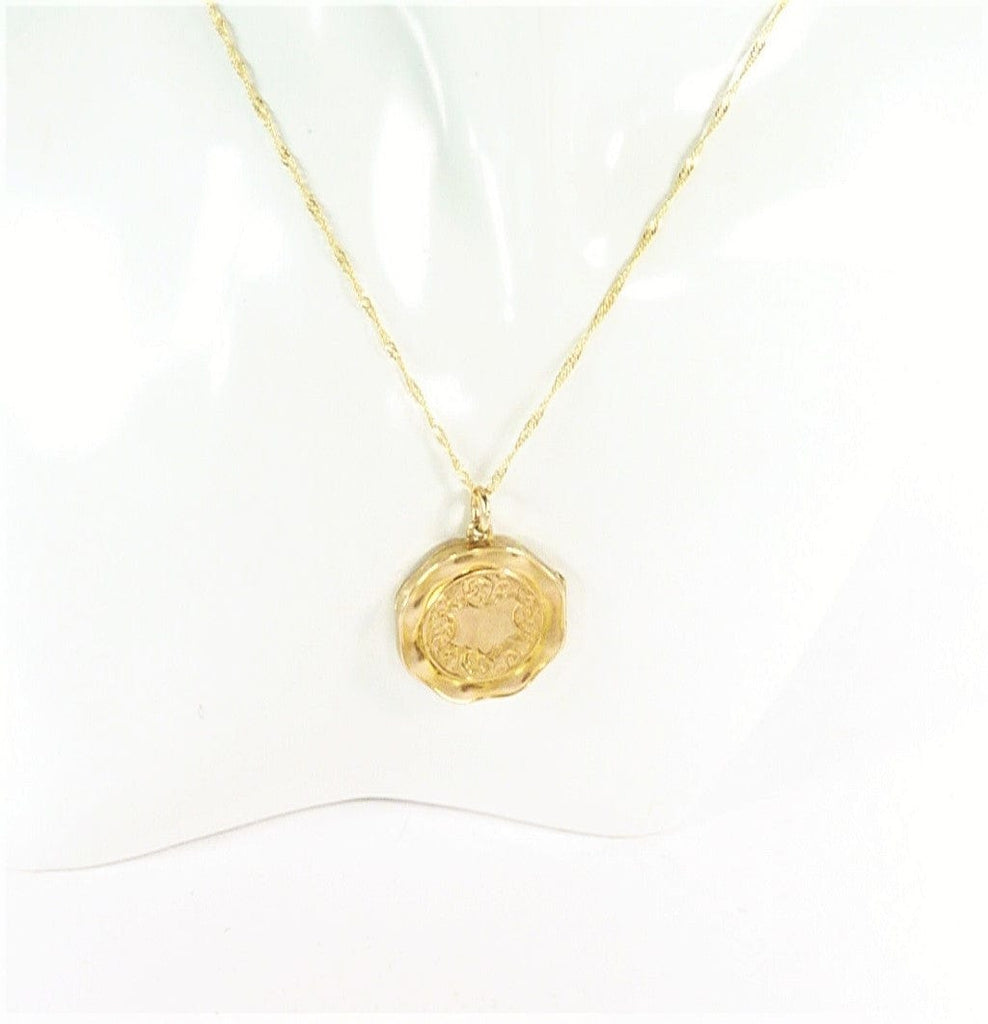 Antique Solid Gold Locket With 18 Inch Necklace