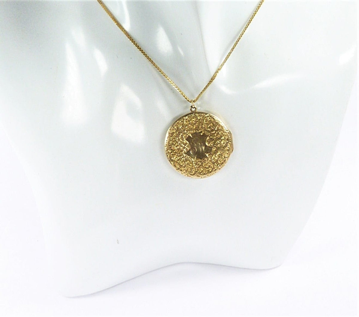 Solid gold hot sale medallion necklace