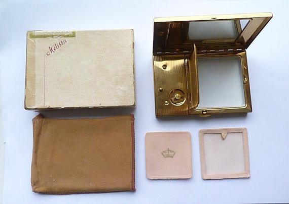 1950s boxed musical Melissa powder box vintage bridesmaids gifts wedding favors / favours - The Vintage Compact Shop