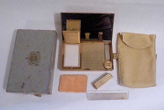 Boxed Evans Carryall vintage minaudière evening bags - The Vintage Compact Shop