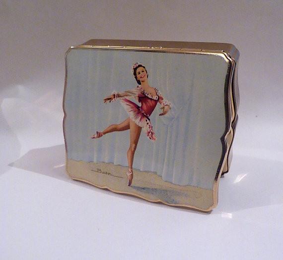 Ballerina musical powder box Stratton musical compacts vintage musical boxes 1950s enamelled - The Vintage Compact Shop