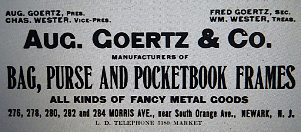 August Goertz & Co Antique Compacts Designs And Patents – The
