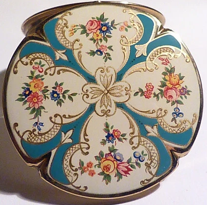 The Stratton Piccadilly Four Leaf Clover Shaped Compact Mirror 1959 / 1960