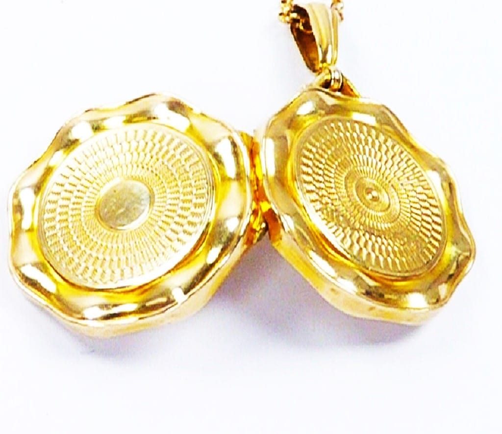 375 Hallmarked Gold Antique Locket