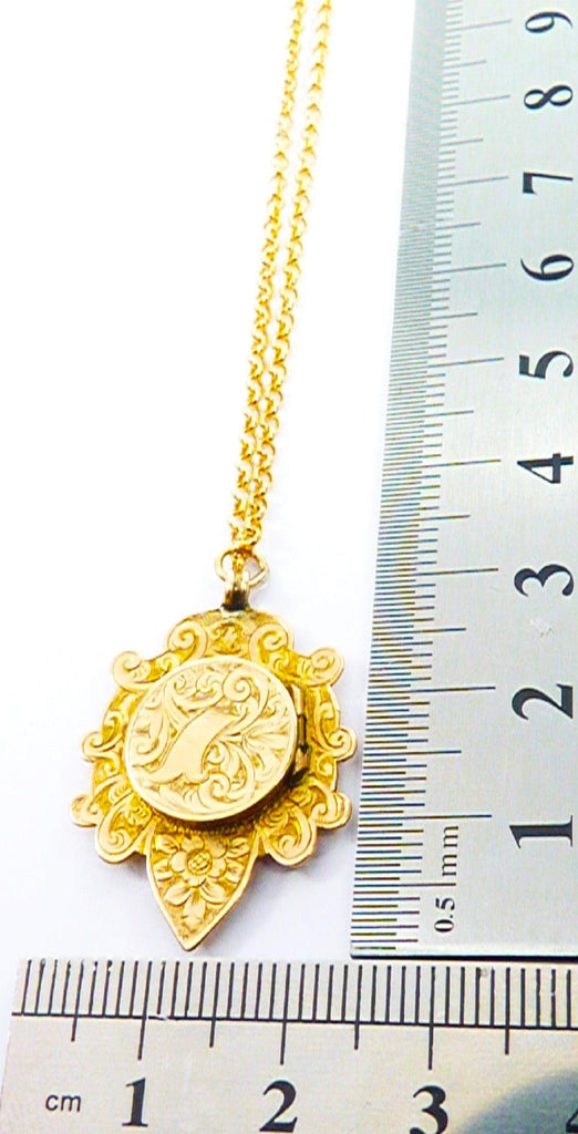 375 Hallmarked Gold Antique Locket Necklace Set