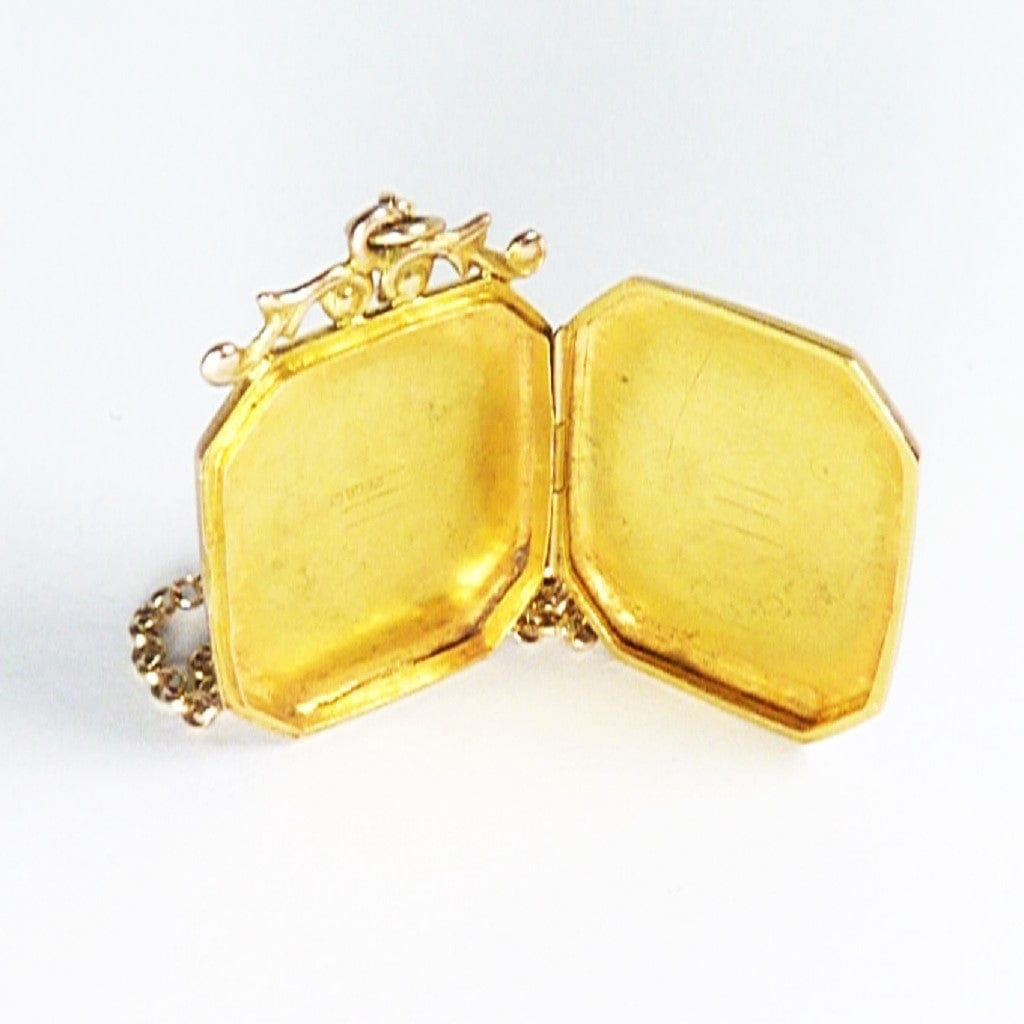 375 Hallmarked Gold Pendant Necklace