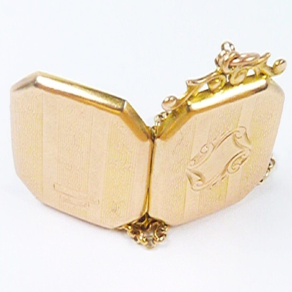 9ct Gold Vintage Locket Necklace