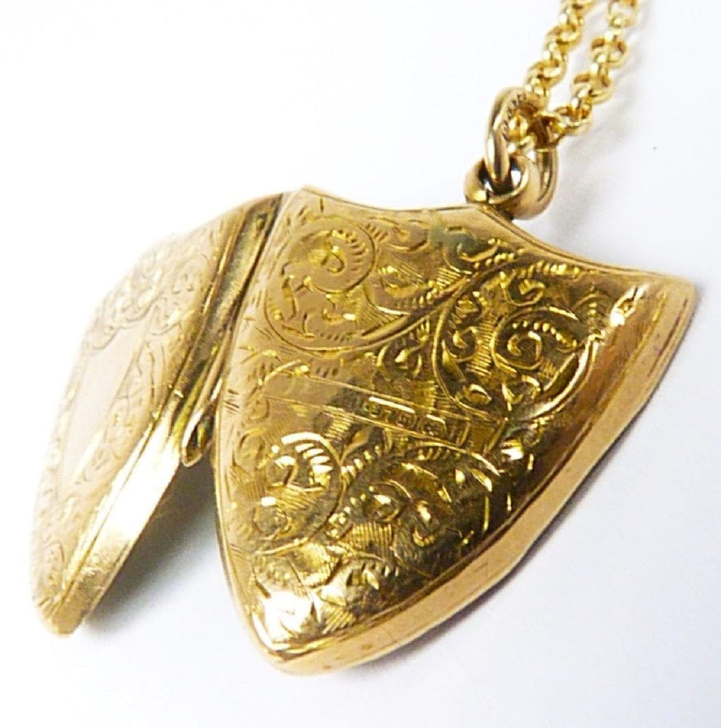 Antique 375 Gold Pendant Necklace