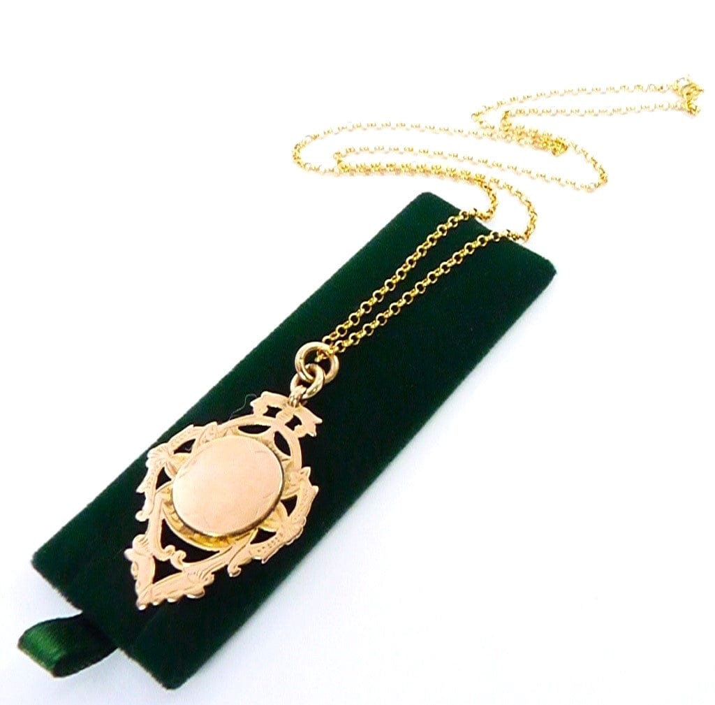 Antique Gold 375 Pendant Necklace