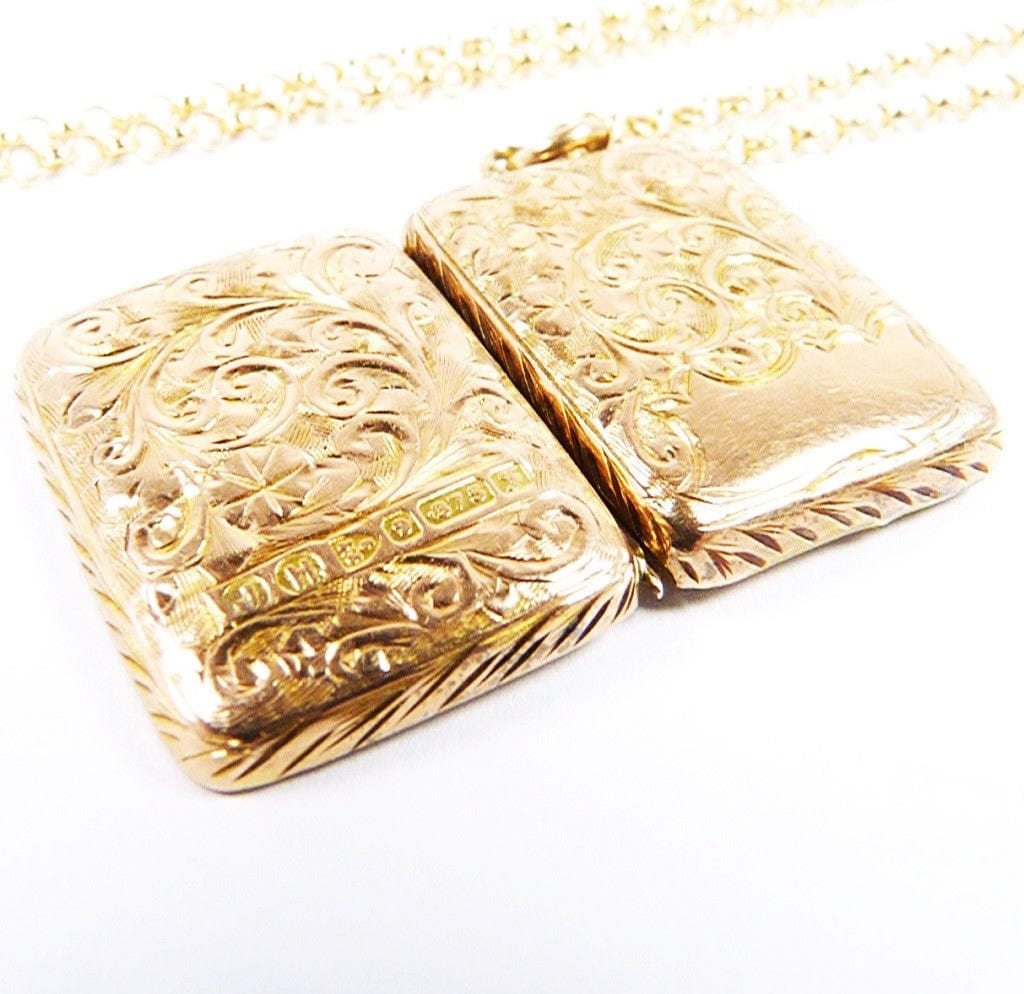 Engraved Solid Gold Pendant Necklace