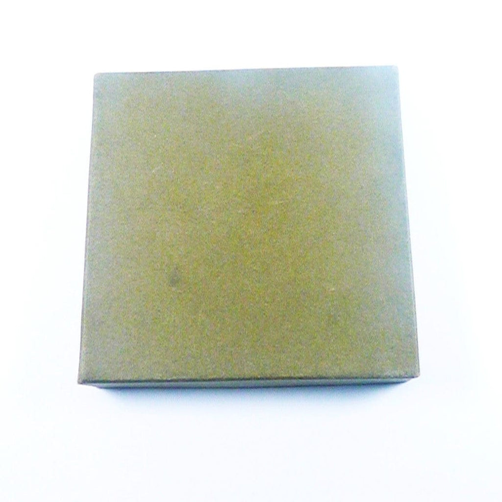 Stratton Powder Compact