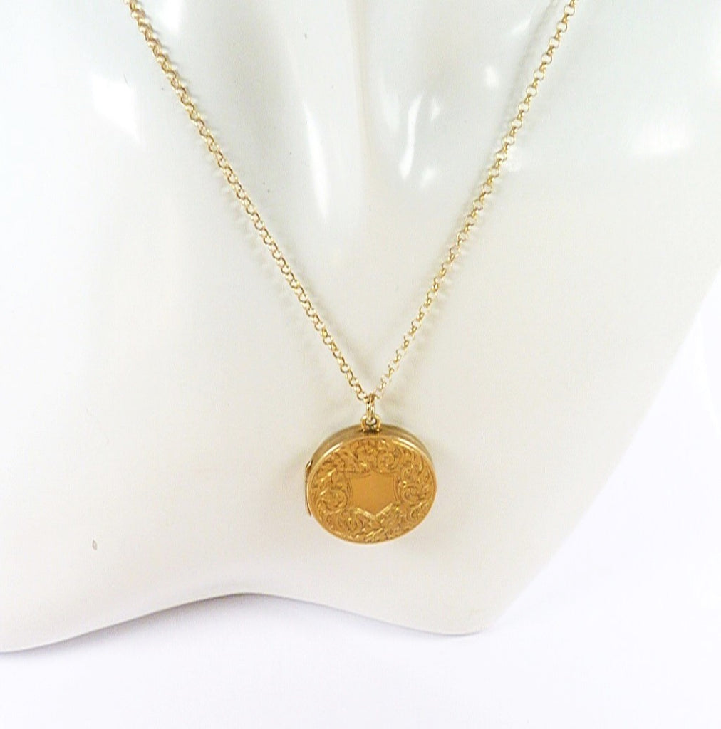 Solid Gold Antique Pendant Necklace