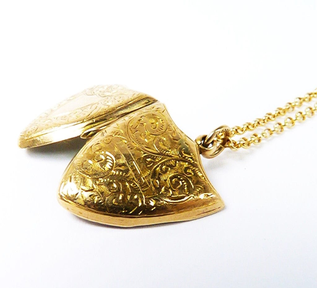 Stunning Yellow Gold Locket Necklace
