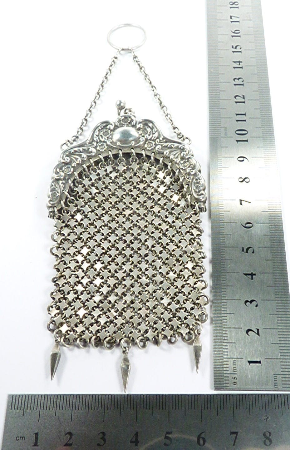 Sterling Silver Purse On Ring And Chain; Sterling & Mother Of Pearl Box 3  pcs sold at auction on 18th May | DuMouchelles