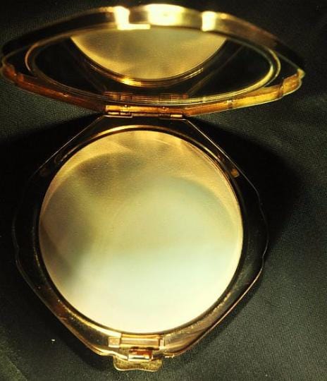 Rare Stratton compacts Diamond - Shaped Glamorizer rare compact mirrors collector's piece - The Vintage Compact Shop
