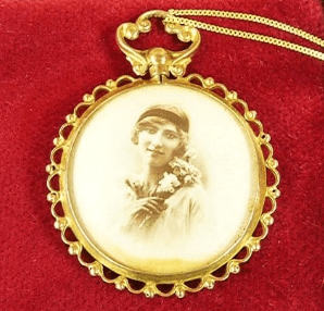 Antique Solid Gold Locket Hand Tinted Portraits