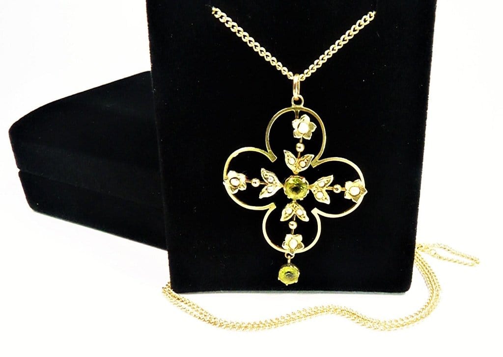 Antique Gold Peridot And Pearl Necklace