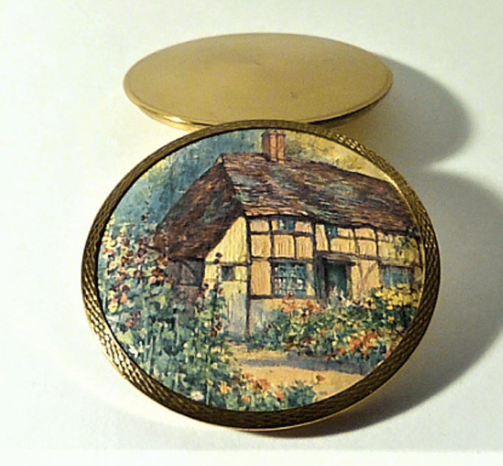 Stratton Scone Without Inner Lid English Cottage