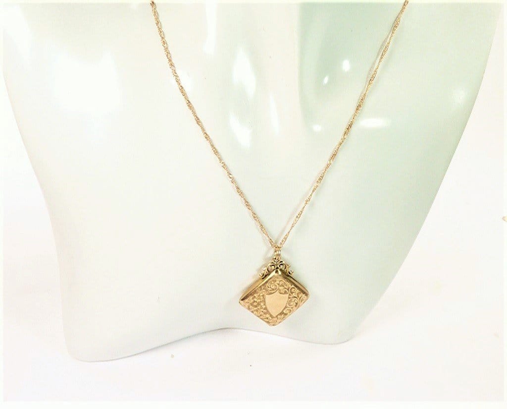 Gold Locket With 18 Inch Necklace