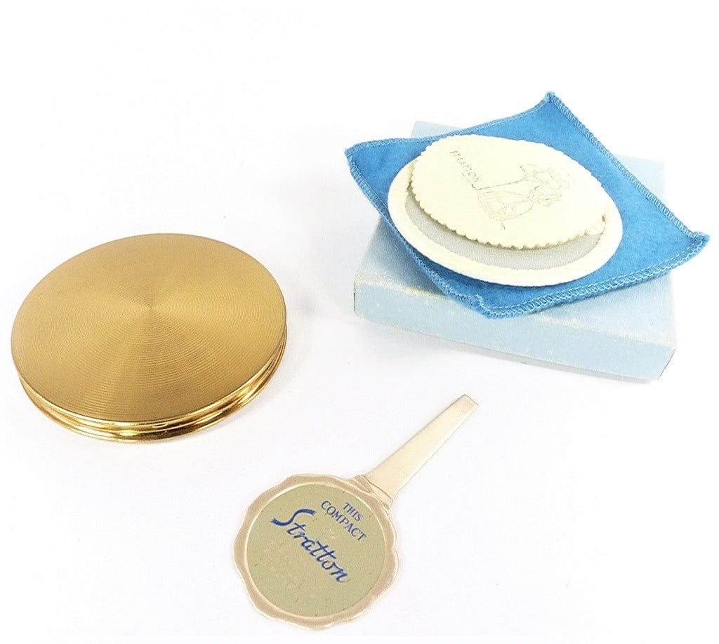 Late 1940s Powder Compact