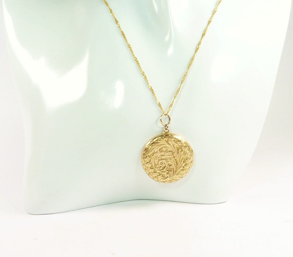 Ornate Solid Gold Locket With Chain