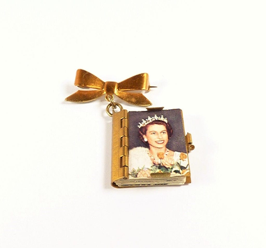 Queen Elizabeth II Coronation 1953 Brooch Pin