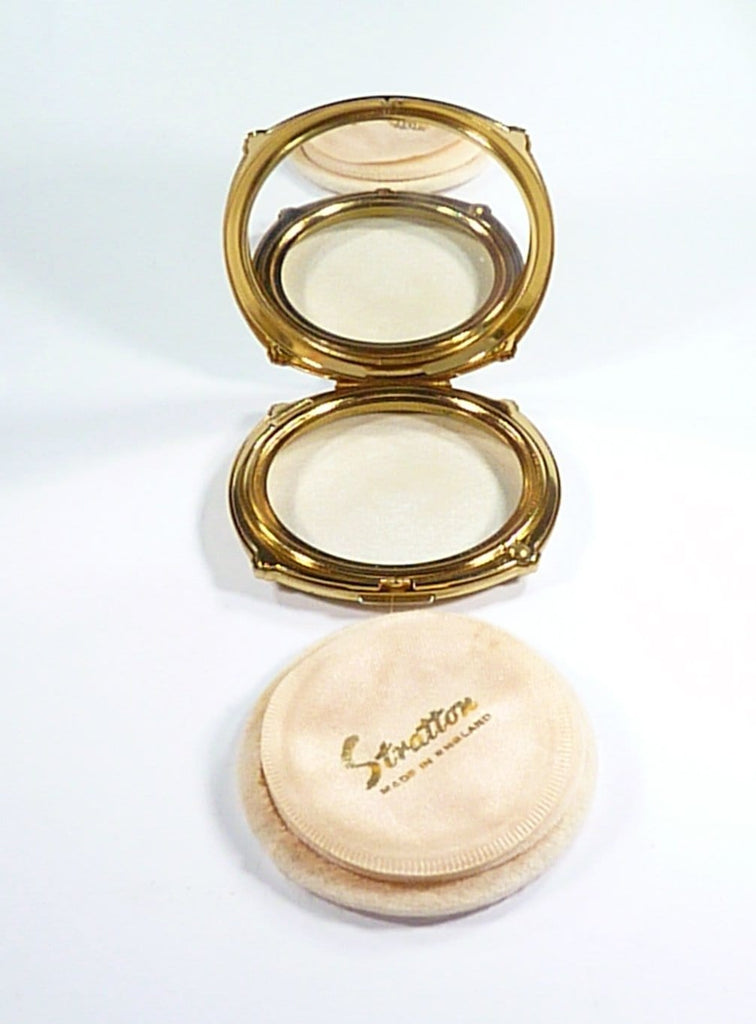 Refillable Compressed Powder Compact