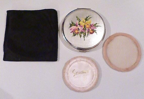 Silver wedding gifts silver plated vintage Stratton powder compact - The Vintage Compact Shop