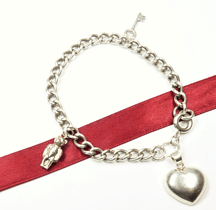 Teddy Bear Heart Charm Bracelet