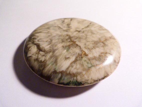 Rare celluloid compact French romantic pastoral scene powder compact 1930s - The Vintage Compact Shop