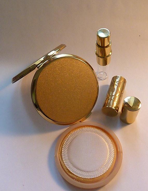 Unused Stratton vanity set vintage compact mirrors cased compacts retro bridesmaids gifts - The Vintage Compact Shop