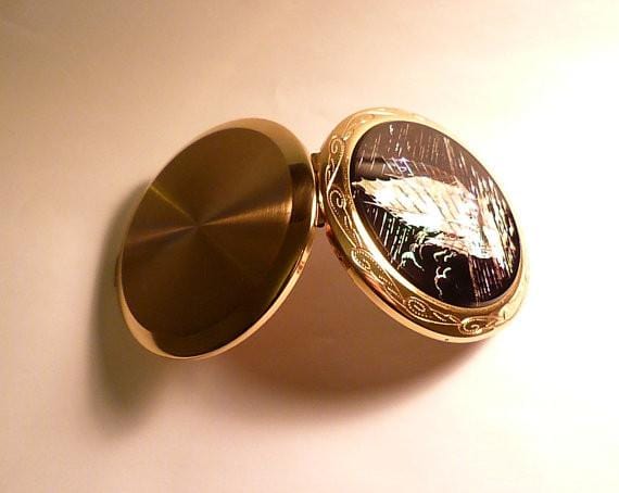 Vintage powder compacts 1950s compact mirrors wedding anniversary gifts pearl - The Vintage Compact Shop