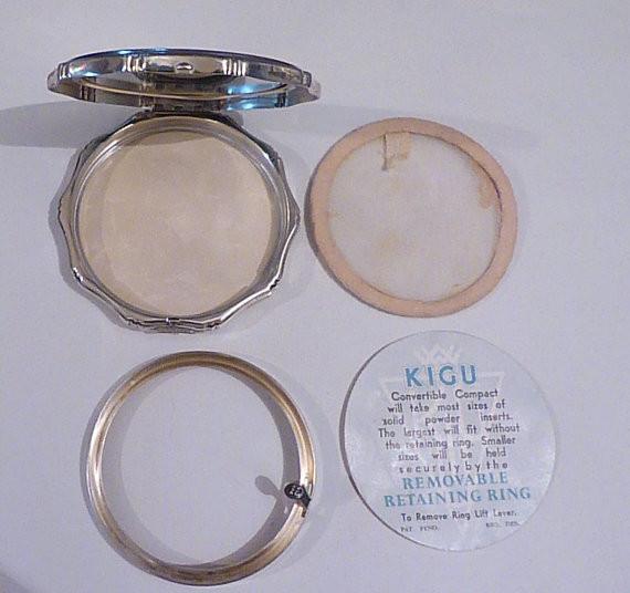 Solid silver compacts sterling silver Kigu compact 1966 silver wedding gifts for her - The Vintage Compact Shop