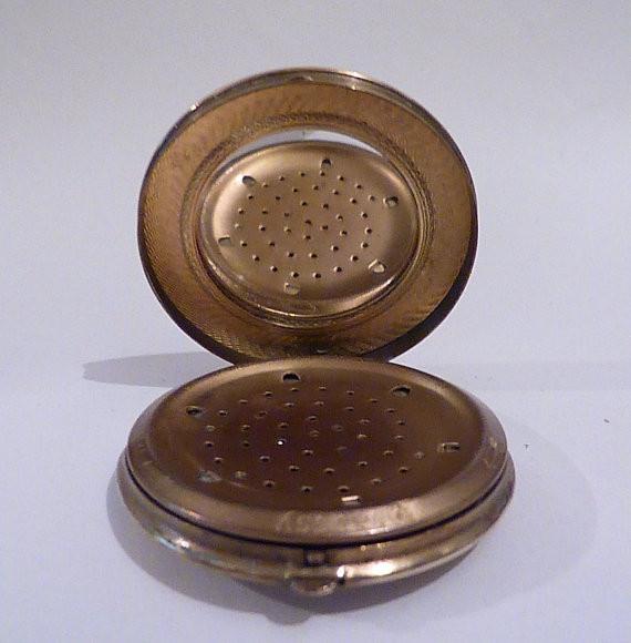 Vintage powder compacts 1920's Dhaussy Compact Vintage Compact Gold Repousse Powder Compact Mirror Compact bridesmaids gift pocket mirror antique compact RARE - The Vintage Compact Shop