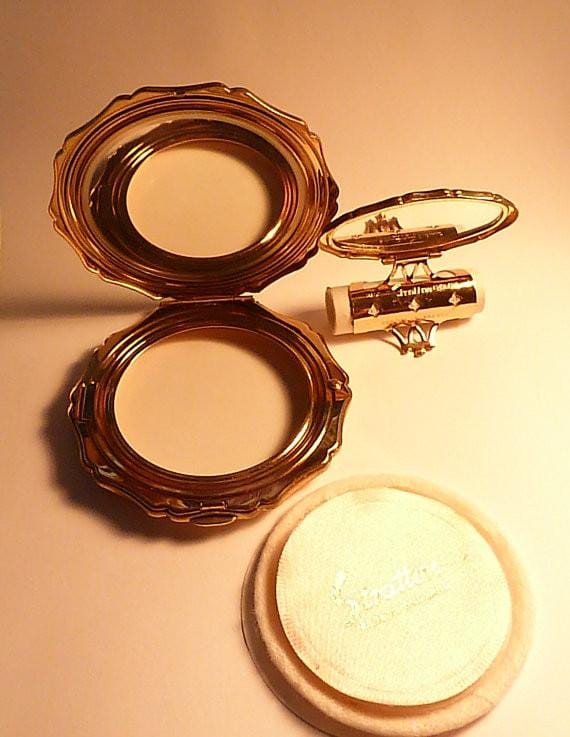 Unused compacts Stratton Imari compacts vintage vanity sets 1970s - The Vintage Compact Shop